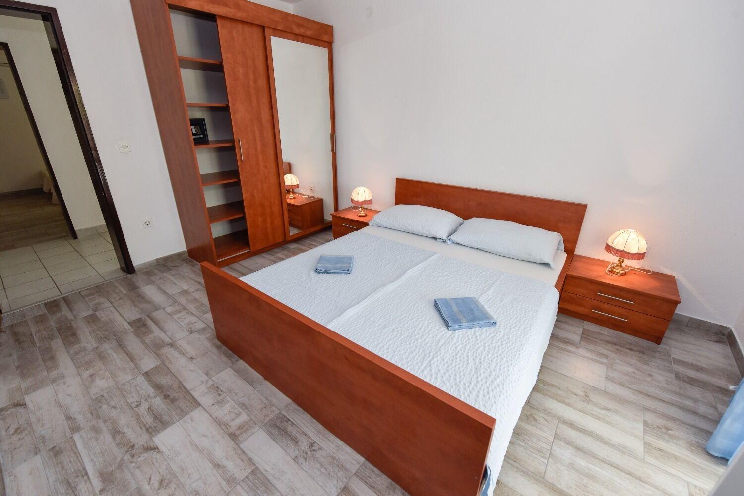 Apartments Mark - 200 M From Sea Novalja Bagian luar foto