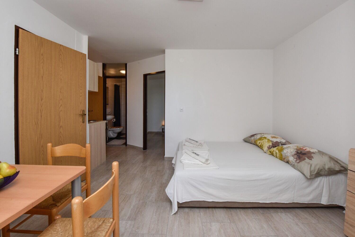 Apartments Mark - 200 M From Sea Novalja Bagian luar foto