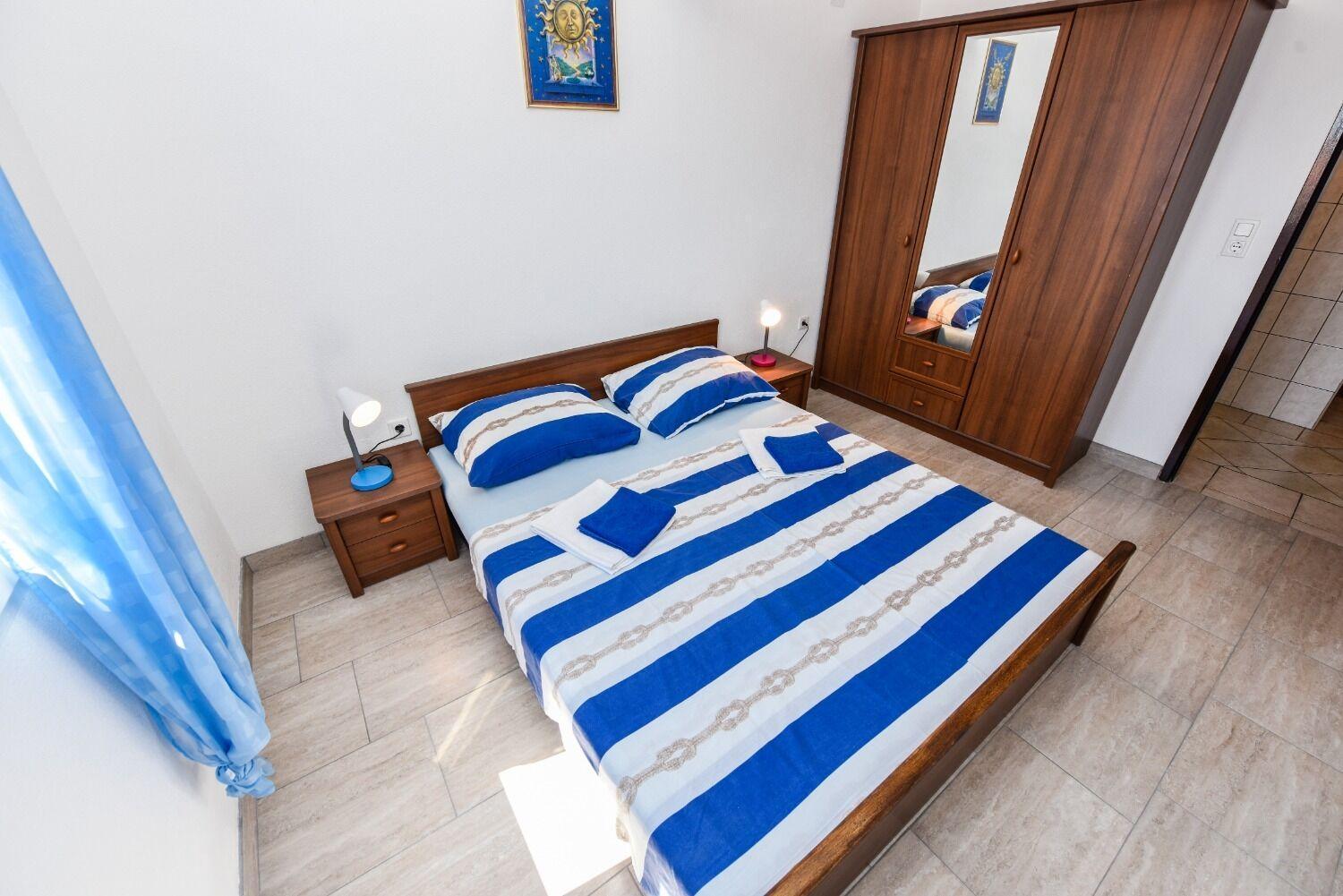 Apartments Mark - 200 M From Sea Novalja Bagian luar foto